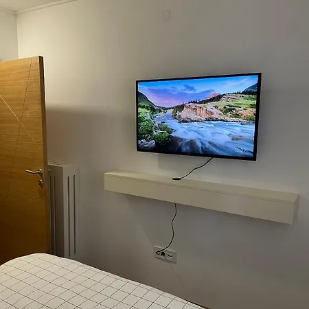 Apartment 102 I 103